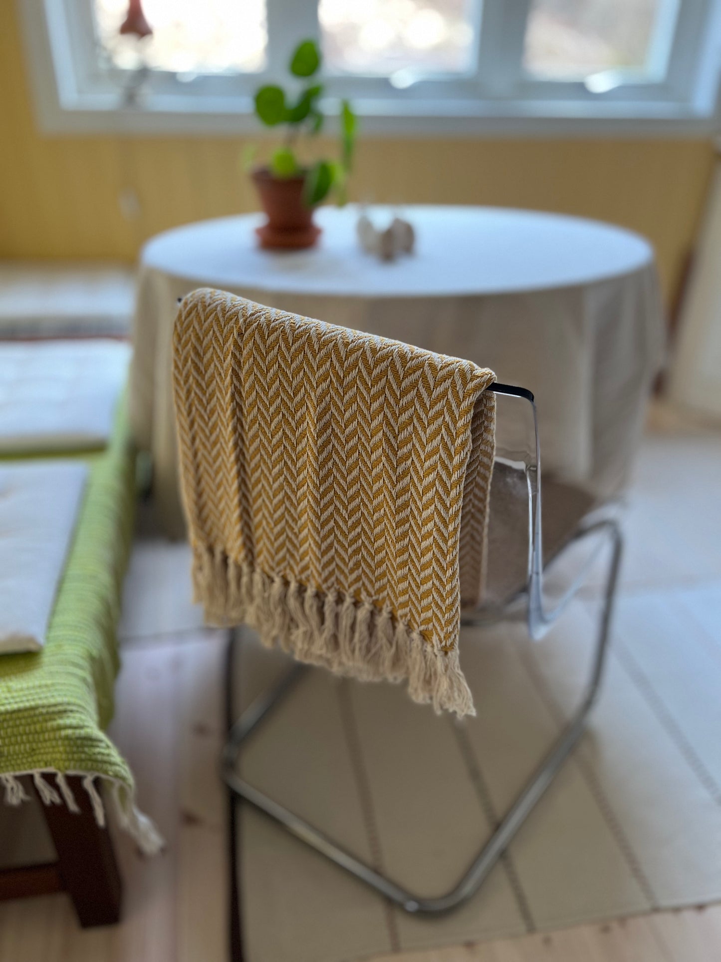 Anna Filt, Gul/Elfenben