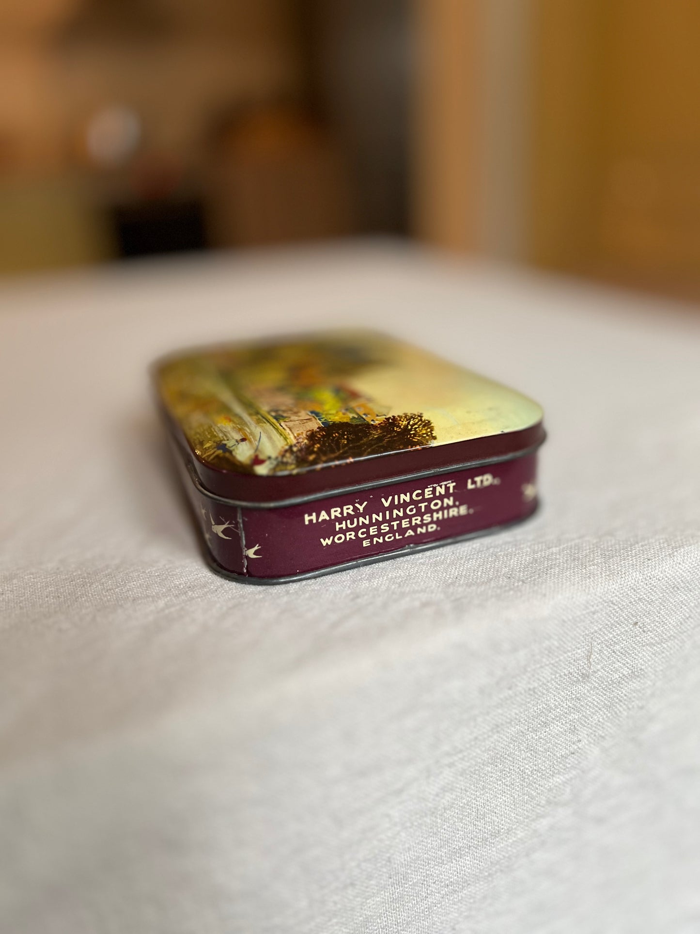 Plåtburk Harry Vincent LTD