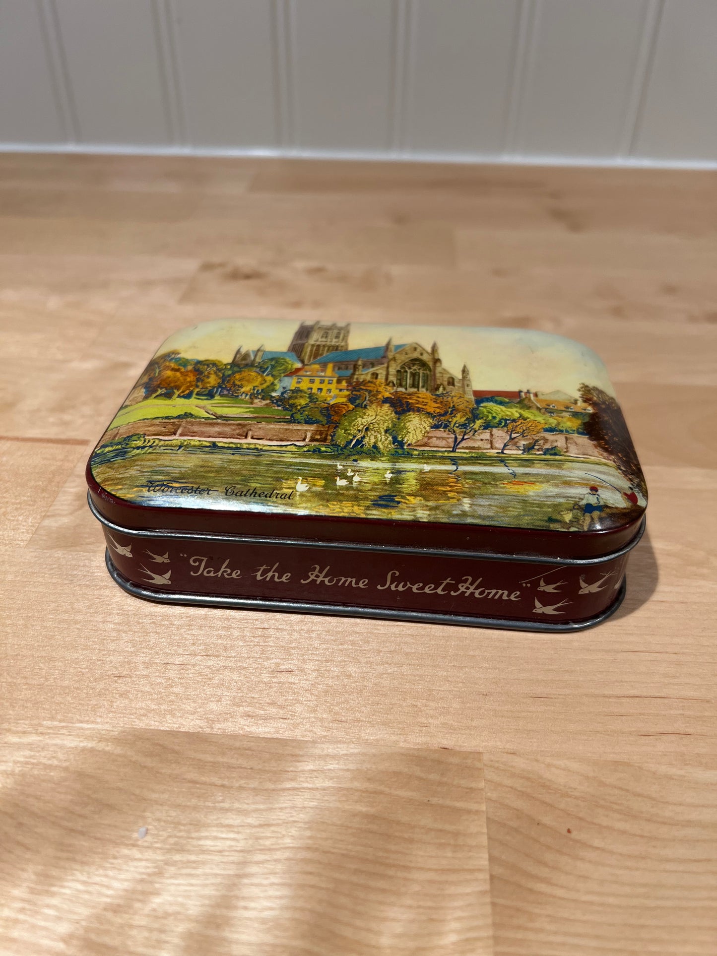 Plåtburk Harry Vincent LTD