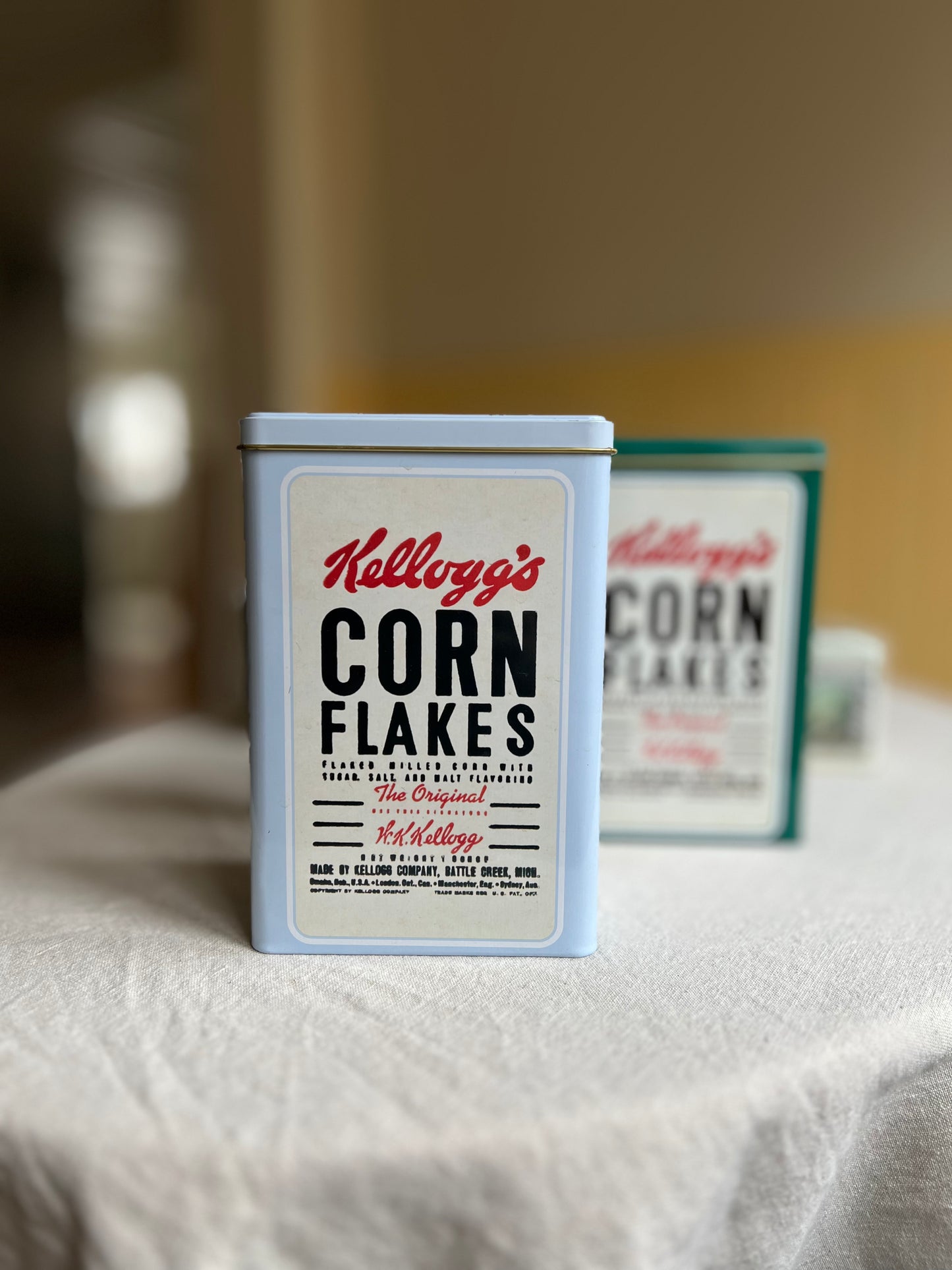 Plåtburk Kellogg’s Corn Flakes, Ljusblå
